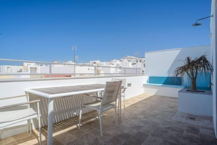 Apartamento Con Terraza Vistas Al Mar. Кониль-де-ла-Фронтера Экстерьер фото